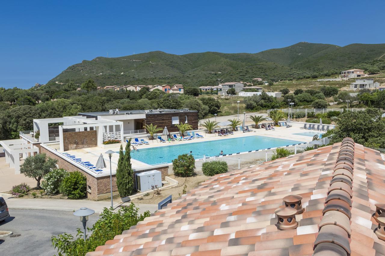 Résidence Club Odalys Les Villas de Bel Godère Belgodère Esterno foto